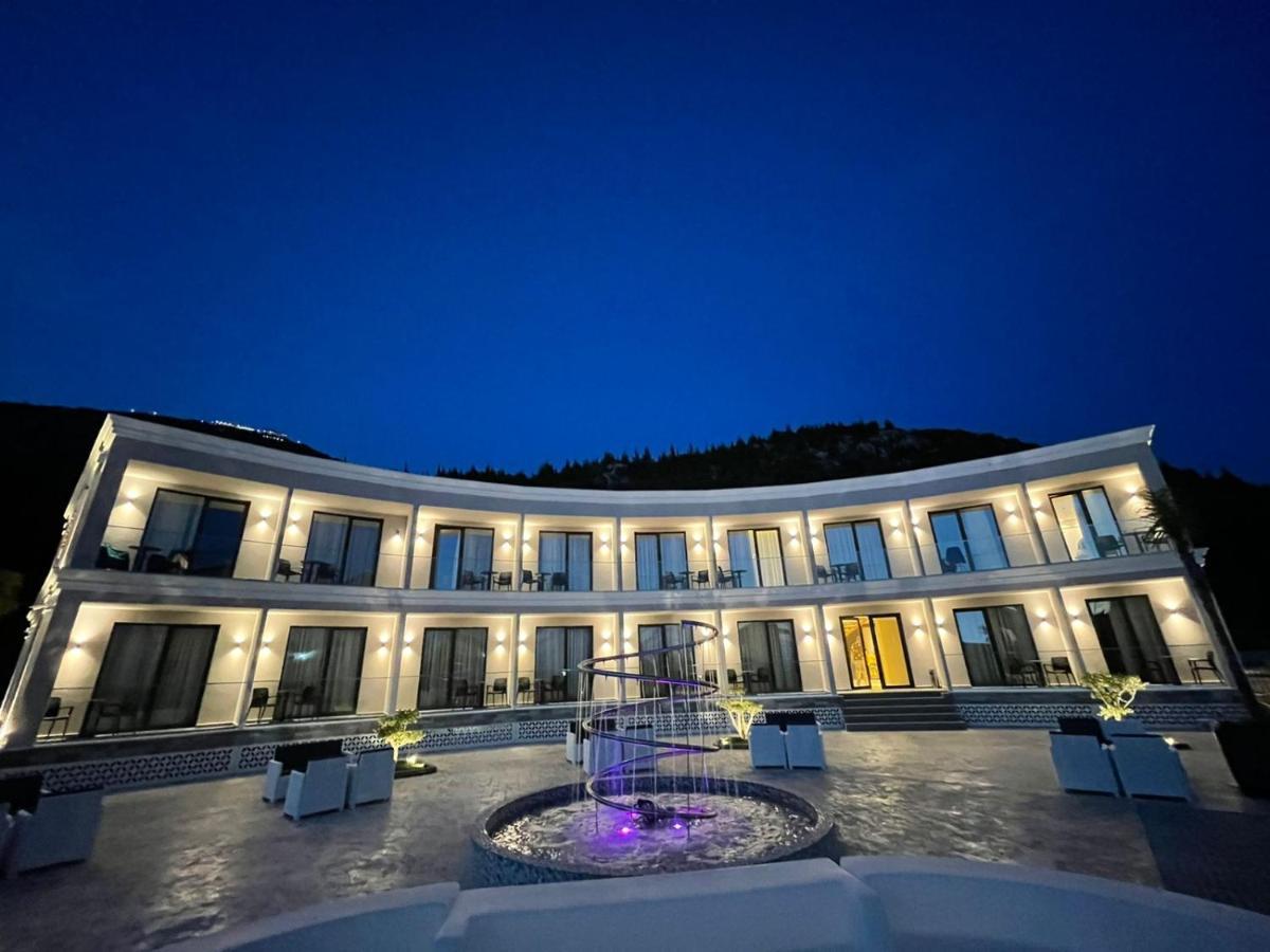 Ebbi Hotel Dhërmi Exterior foto